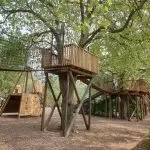 The Tree house, play area for the little ones :)